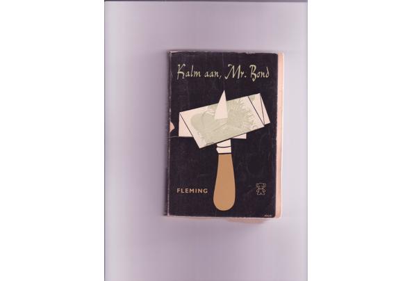 Klein formaat boeken diverse titels en soorten uitgeverijen  - DD67816D-86B6-4C0A-A607-4095257D397D_637495265485878394