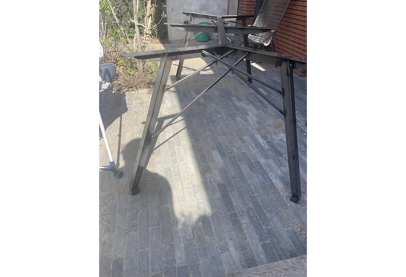 onderstel tafel - 4056C6BC-B336-4A7D-959B-570A0597E120