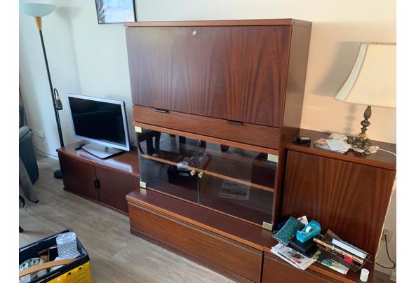 Vintage wandkast mahonie 3 onderdelen - b90f4799-c306-4d6d-93e6-ccd04eb01a59