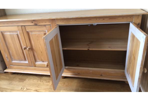 Leuk grenen dressoir 135/70/40 - 84F37FEF-716F-48E9-AD97-ADE888919655