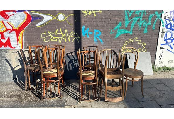 café stoelen partij amsterdam - 10 stuks! - WhatsApp-Image-2024-10-09-at-10-54-47