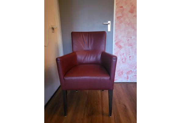2 donkerrode leren fauteuils/eetkamerstoelen  - 20231102_163543