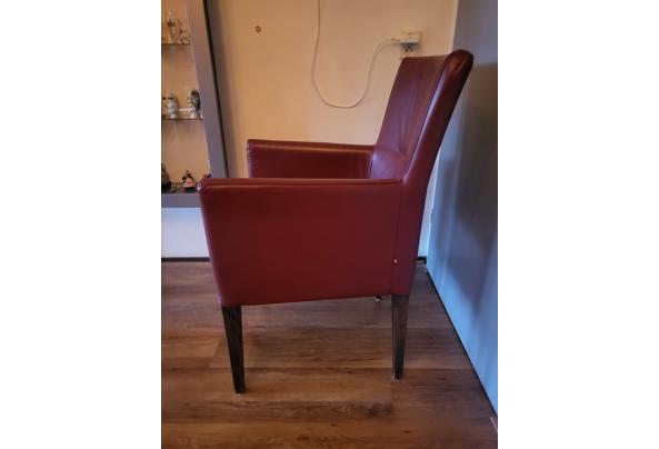 2 donkerrode leren fauteuils/eetkamerstoelen  - 20231102_163552