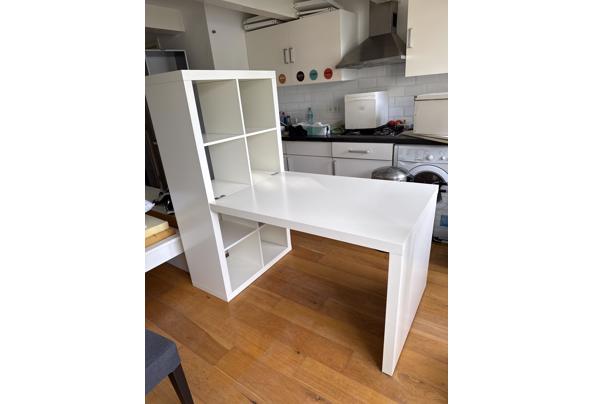 Shelf and shelf with Desk - Bookcase-2