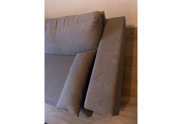 Grijze 3 zitsbank  - IMG_7299