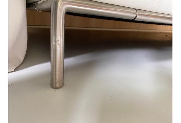 Wit leren bank en stoelen - IMG_3545