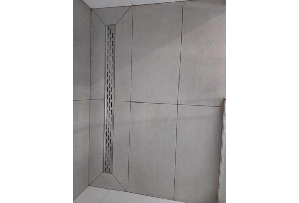 Diverse vloertegels grijs/donkergrijs badkamer/keuken - Bielsen-en-tegels-02