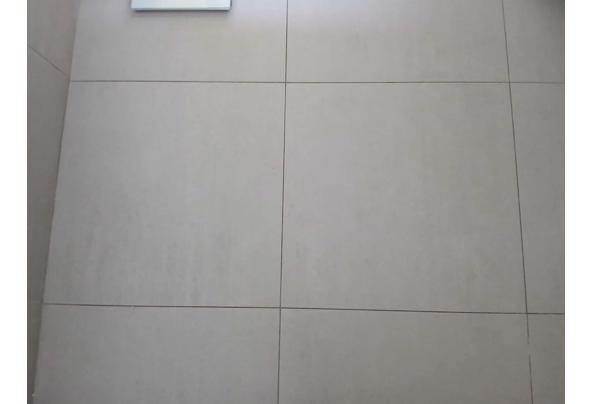 Diverse vloertegels grijs/donkergrijs badkamer/keuken - Bielsen-en-tegels-03