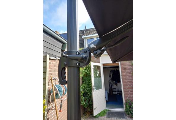 Grote zweefparasol 3x3 meter - IMG-20260103-WA0007