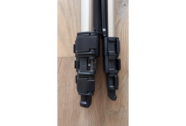 Velbon CX 444 tripod for photography or filmming - IMG_6094