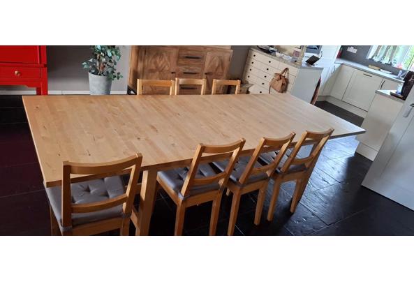 Grote lichtgrenen eettafel (uitschuifbaar) met 7 stoelen - tafel-2