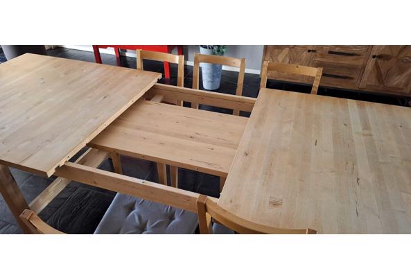 Grote lichtgrenen eettafel (uitschuifbaar) met 7 stoelen - tafel-3