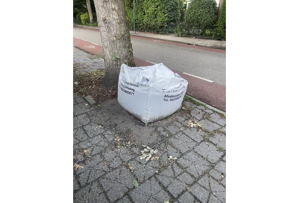 Big bag zand - halfvol - IMG_5531