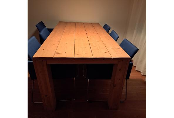 Stoelen houten tafel - 20250311_211956