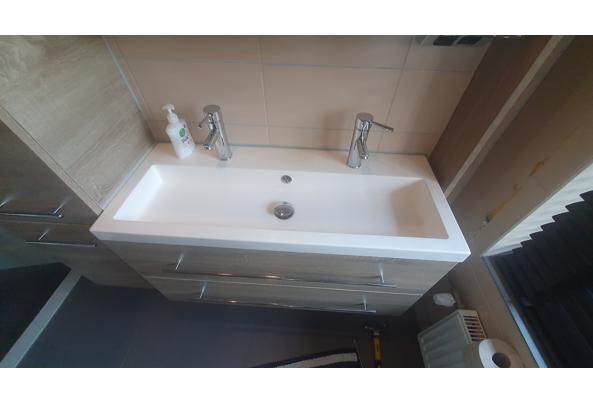 Badkamerkast, wastafel en spieglekastje - 20251121_153830