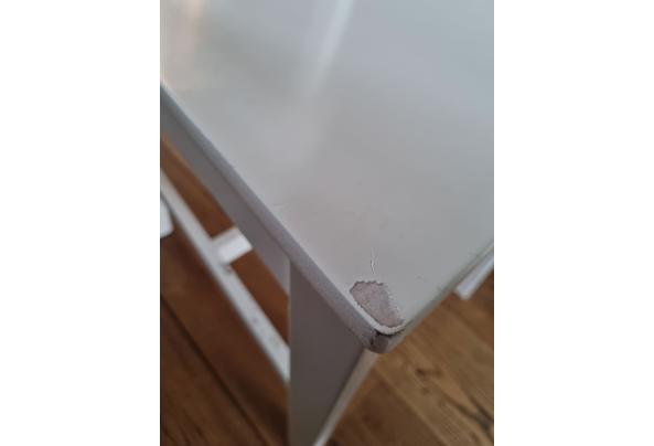 Witte IKEA norvald stoel - 20230219_092949