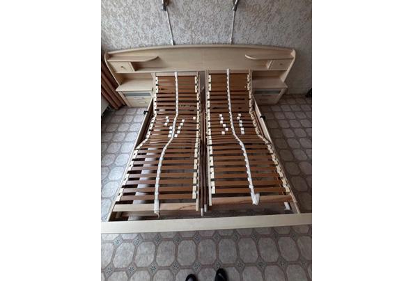 Bed incl. 2 verstelbare elektrische lattenboden en 2 nachtkasten - Bed6