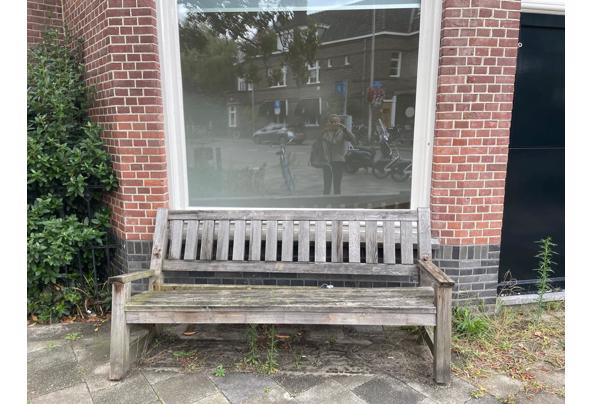Twee tuinbanken - WhatsApp-Image-2026-08-31-at-21-24-21