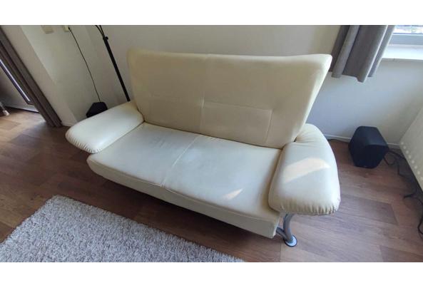 Oude leren bank (licht beige) - Bank-4