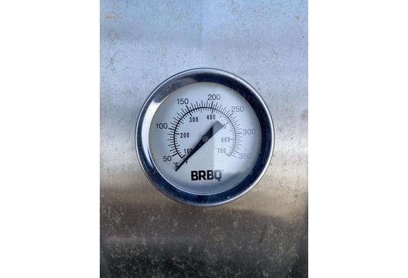 Barbecue incl thermometer - 216E7AA9-0482-4391-855F-5E461A94CBA9