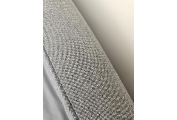Tweepersoonsbed met hoofdbord en matras - 20250531_153053