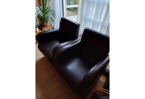 2 bruine leren stoelen - 20250109_121606