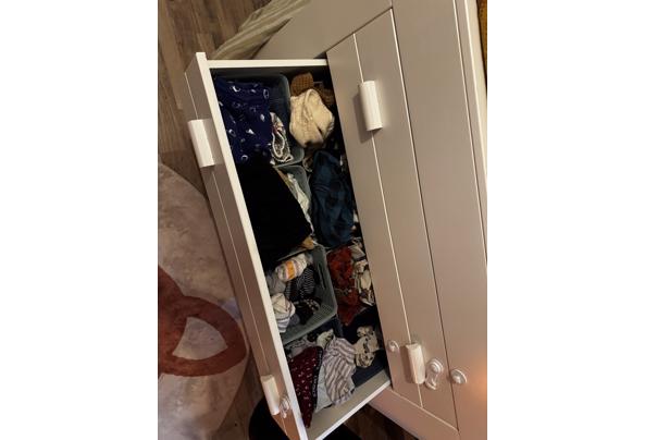 Gratis mooie commode - kan nog een ronde mee - 73FE2CB0-345D-4761-8A16-1B27AE8DEB2A_1_105_c