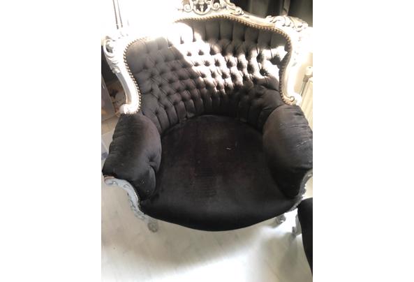 2 stoelen met voetenbankje - WhatsApp-Image-2026-06-01-at-11-09-30-(2)