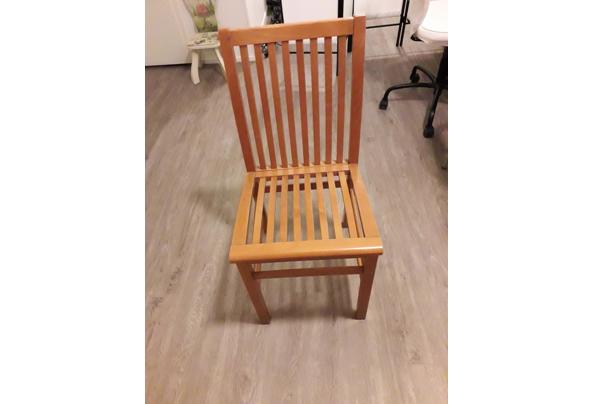 Leuk houten stoeltje - 20210521_000203
