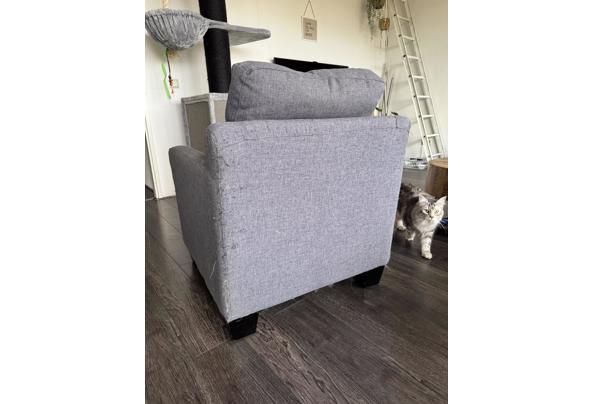 fauteuil grijs met gebruikssporen - IMG_0071