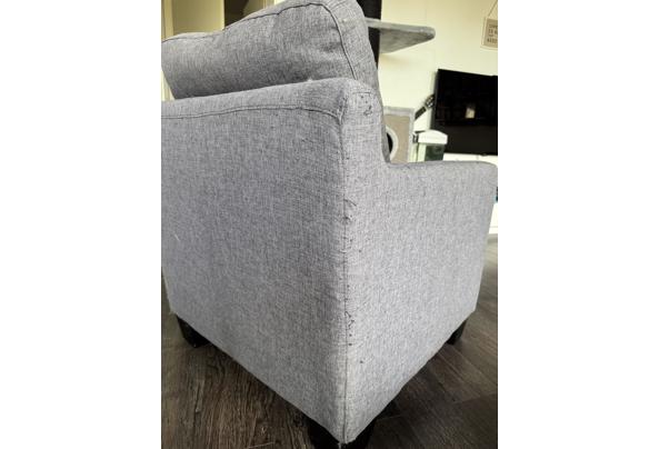 fauteuil grijs met gebruikssporen - IMG_0072
