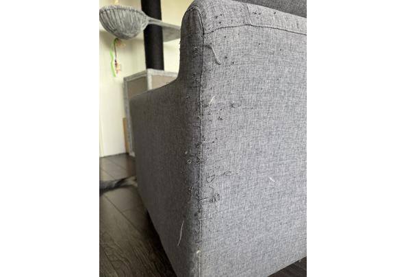 fauteuil grijs met gebruikssporen - IMG_0073