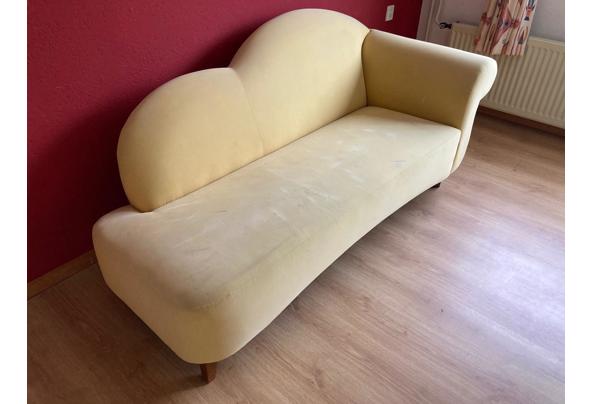 Gele loungebank/sofa  - IMG-20251031-WA0008