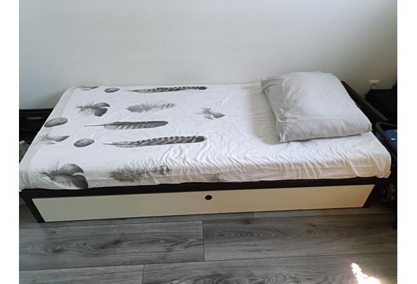 Eenpersoons bed met handige opberglade matras afmeting 190x80 - IMG20260802123007