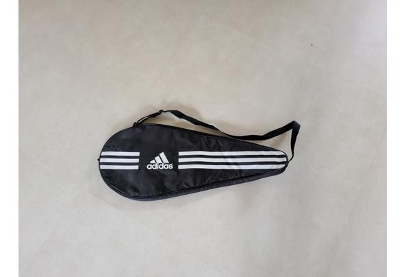 Adidas Tennisracket hoes - tennisrackethoes