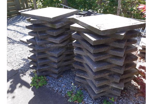 37 grijze betontegels 60 x 60 - 20250504_153409
