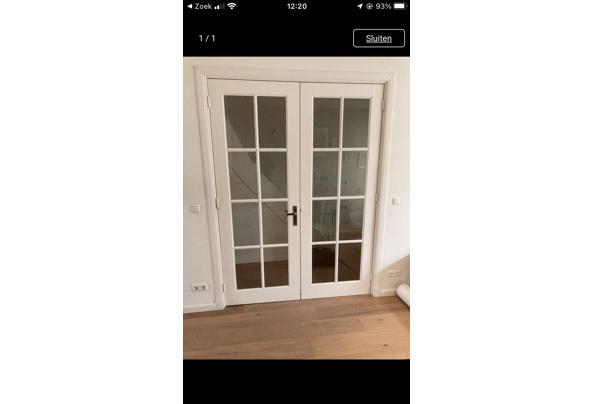 Twee witte houten binnendeuren 83cm x 130cm per deur - 8AED7A7E-F451-45CD-8E58-9C109EC16096