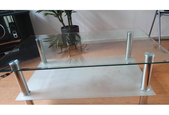 Glazen bijzettafel in goede staat (1m lang, 50cm hoog, 50cm breed) - 20211114_144746