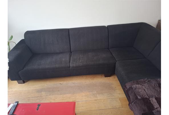 Zwarte hoekbank - 1751636182762634241231523195594