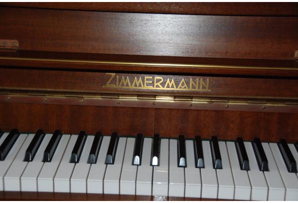 Piano Zimmerman - DSC_0093