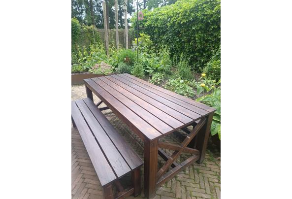 Robuuste houten picknick tafel - IMG_20260606_122240