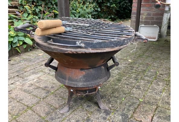 barbeque - processed-E7637FCB-5298-4F70-9290-4EB5C3EA036B