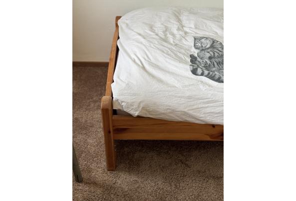 Eenpersoonsbed met dikke matras - IMG_0524