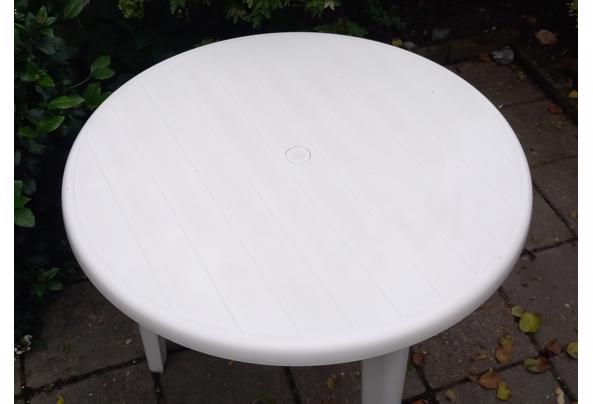 Ronde tuintafel.wit - 20251011_090300