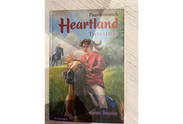 Paardenranch Heartland. 13 boeken van deze serie - 711DB7A4-CBC5-4720-825C-4D5D439DFA6D