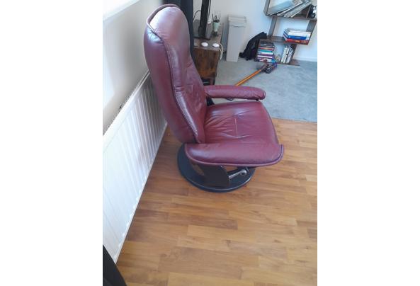 Grote fauteuil (bordeaux rood)  - 20220801_174447
