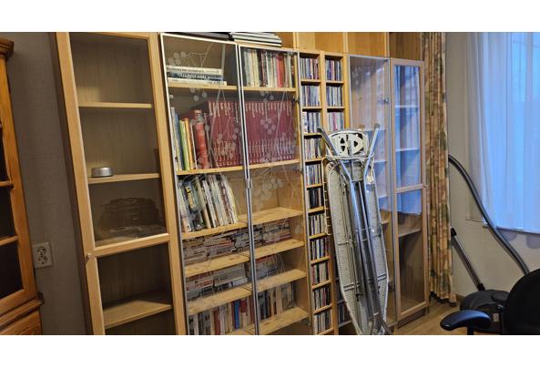 Mooie grote kast met prachtige deurtjes  - 20260116_092227