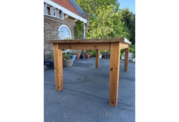 Houten eettafel - BC8D628E-503A-43D0-95F5-0C6886DB9E9B_1_105_c