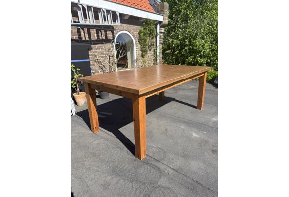 Houten eettafel - EE0FB349-2BF1-483B-B577-11928F2E7ECE_1_105_c