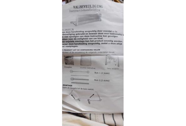 Valbeveiliging aan bed vast te maken  - IMG-20250809-WA0007